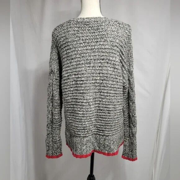 American Eagle Outfitters grey with red trim, size M - Picture 3 of 6